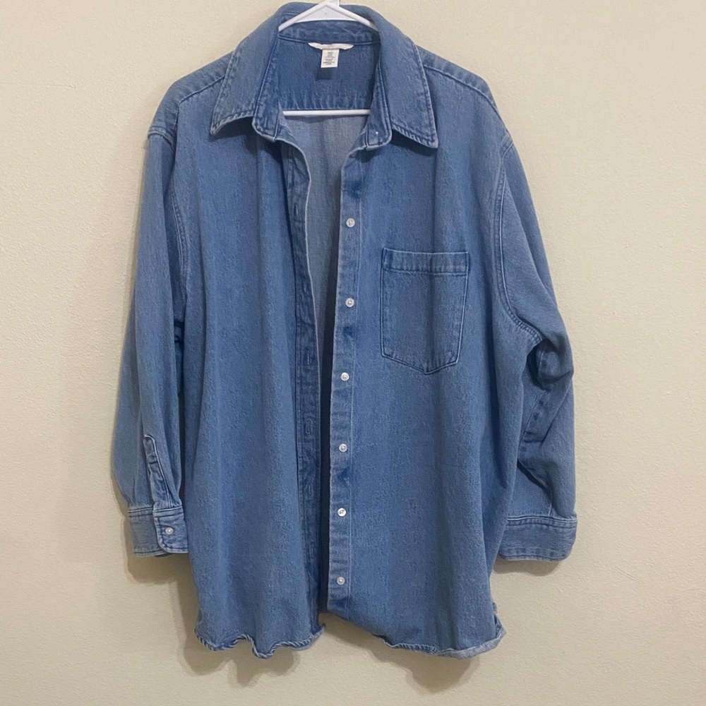 H&M oversized 100% Cotten Medium Blue Denim  Jacket